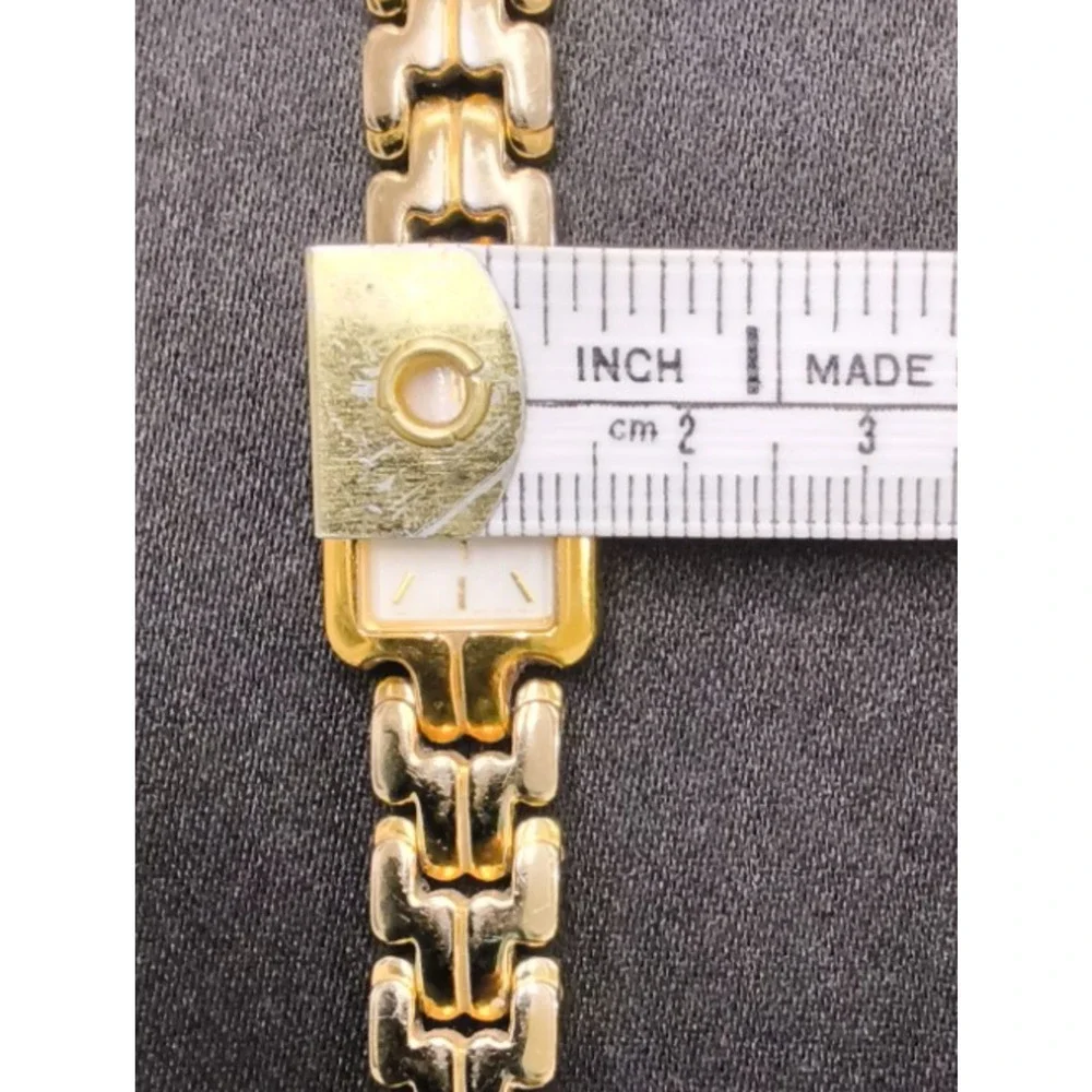 Vintage Seiko 1N00-6T10 Women's Watch Rectangle Gold Tone White Face #W5165